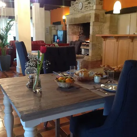 Château De Mavaleix Hotel *