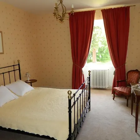 Chateau De Mavaleix Hotel Chalais (Dordogne)