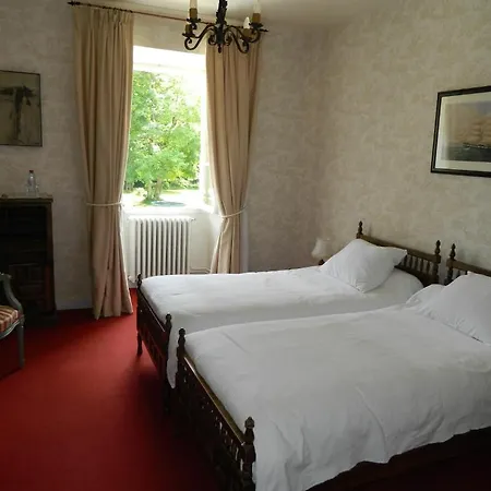 Hotel Chateau De Mavaleix