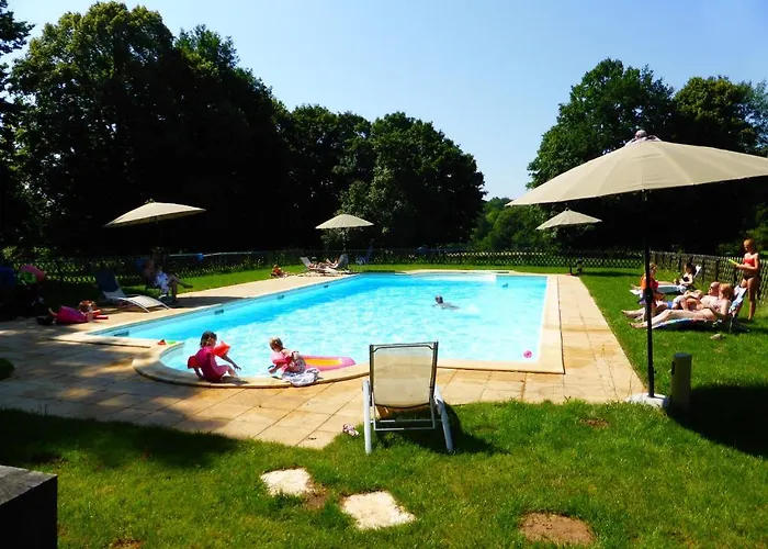 Chateau De Mavaleix * Chalais (Dordogne)